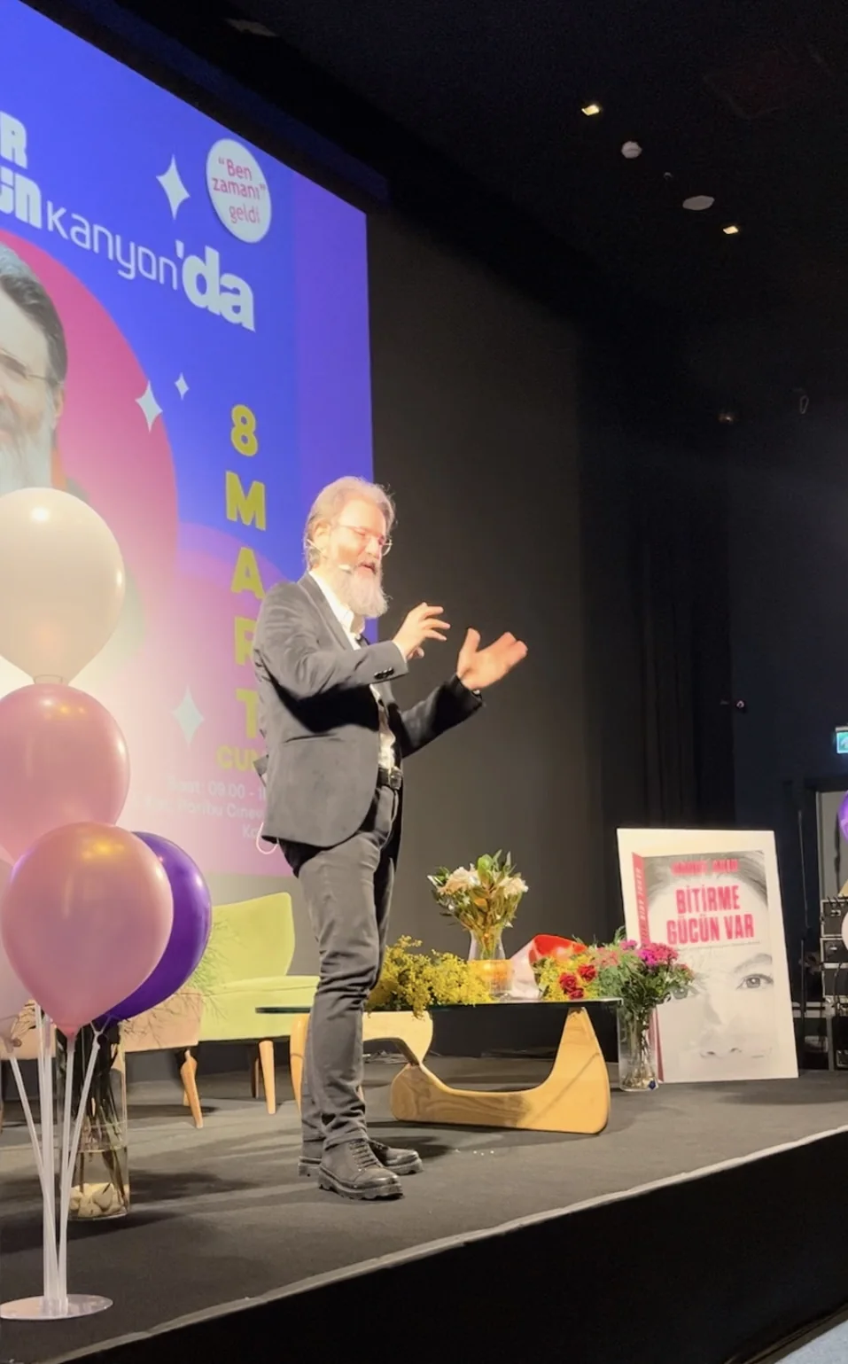 Ceyhun Orhon speaking at an event in İstanbul